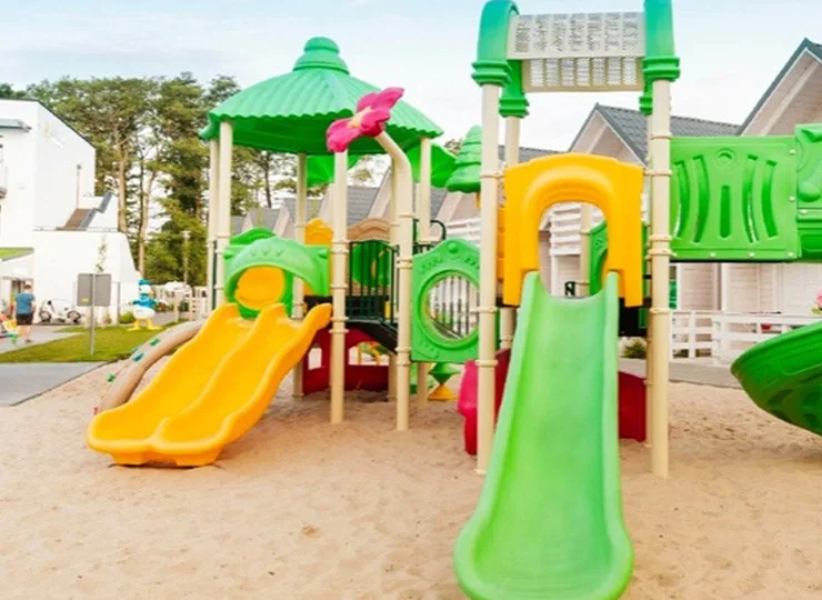 Holiday Park & Resort Mielno to aż 5 zewnętrznych placów zabaw