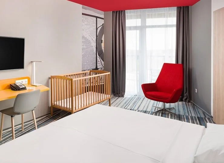 W każdym pokoju jest balkon