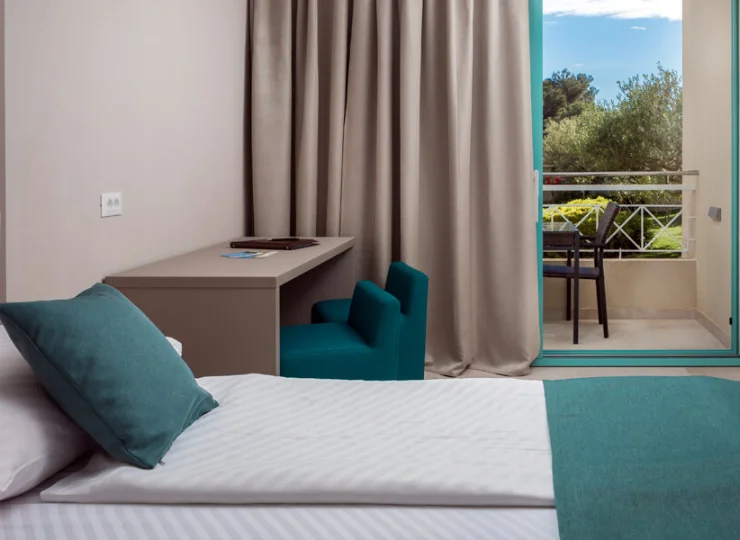 Pokoje są klimatyzowane i dobrze wyposażone