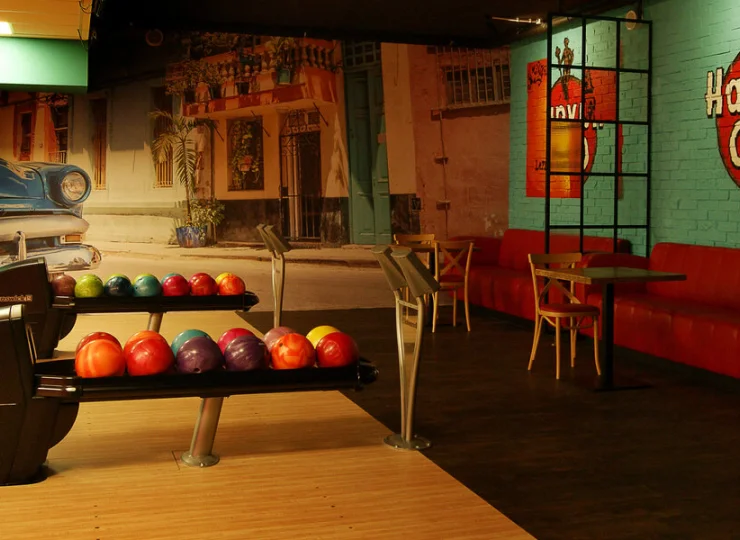 Kręgielnia mieści się w pubie Havana