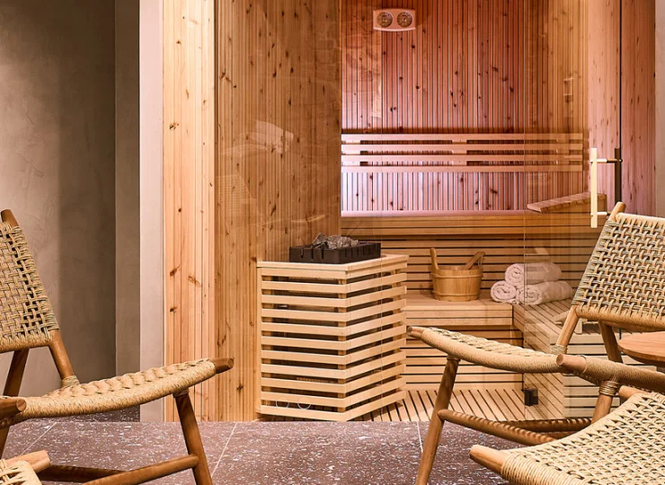 Ekskluzywna i kameralna sauna sucha została wykonana z japońskiego drewna
