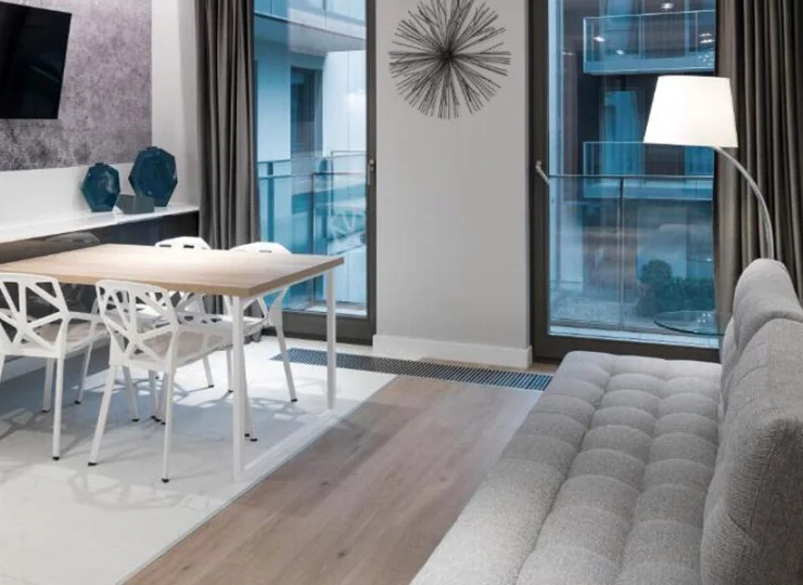 Pokój dzienny apartamentu 4+2 z sauną i tarasem