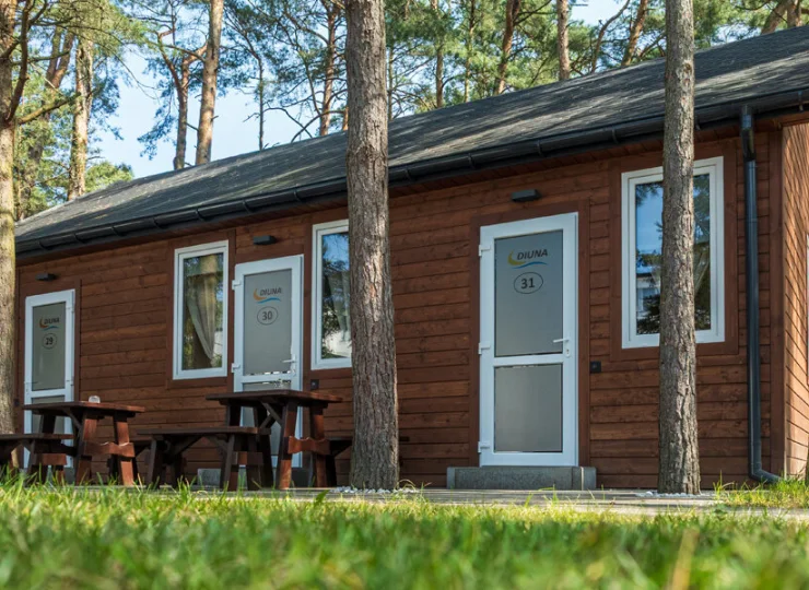 Można też zamieszkać w niezależnych bungalowach