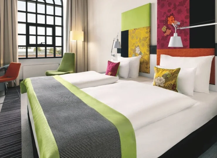 Hotel oferuje stylowe i przestronne pokoje w łódzkiej Manufakturze