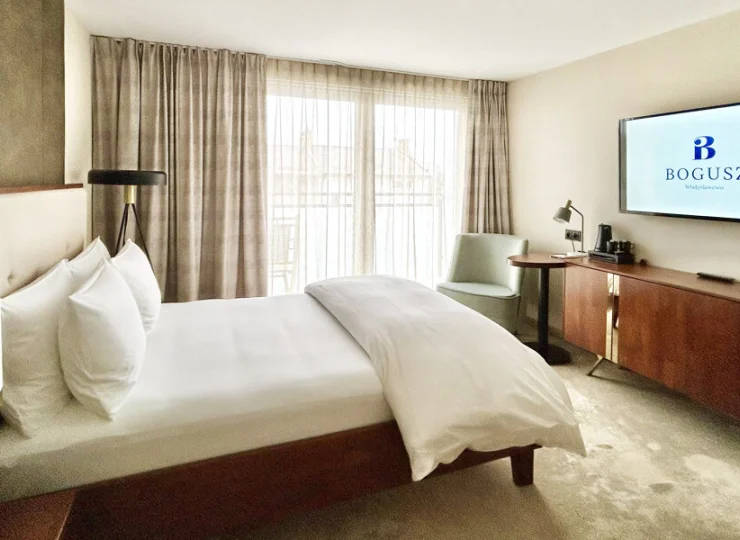 Najbardziej przestronne są pokoje typu superior z wydzielonymi częściami