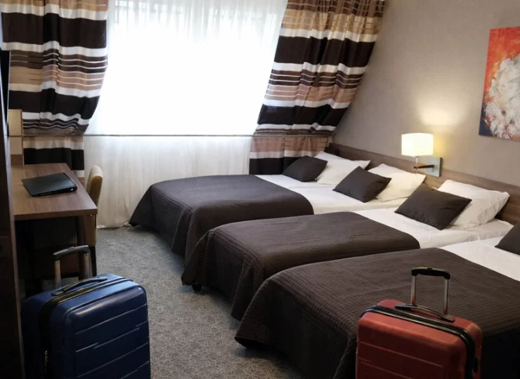 W hotelu są pokoje rodzinne 4-osobowe