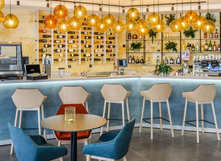 W Hotelu Mercure jest także nowoczesny drink bar