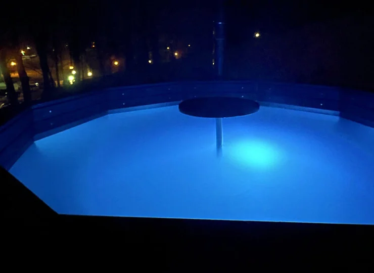 Jest także zewnętrzna balia japońska