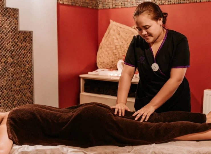 Balijskie SPA oferuje bogaty program zabiegów relaksacyjnych i kosmetycznych