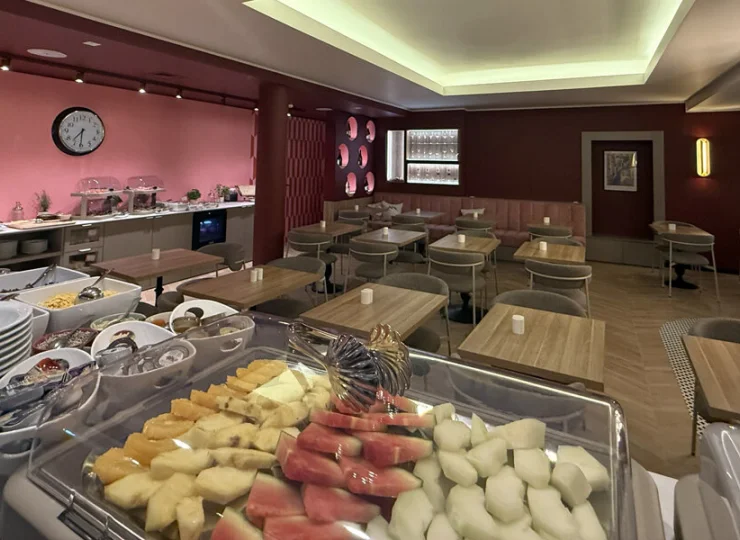 W bufecie śniadaniowym znajdziecie różnorodne składniki