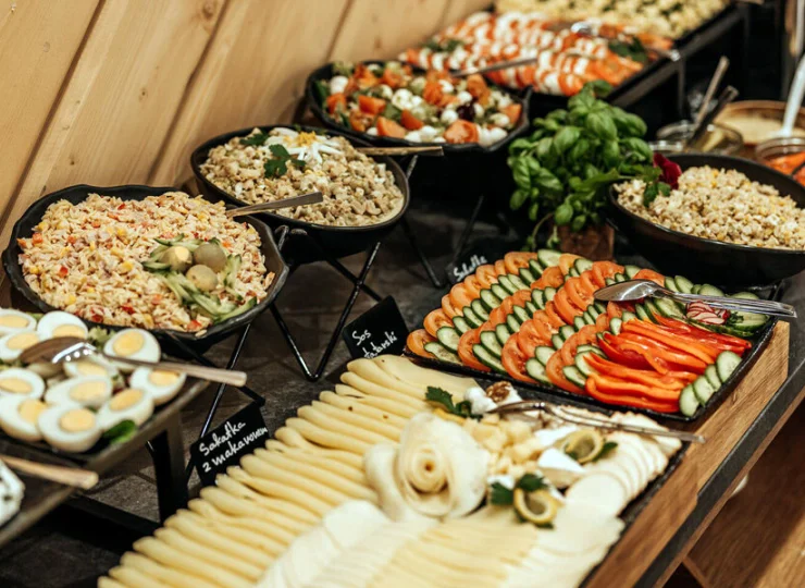 Śniadanie jest bardzo urozmaicone