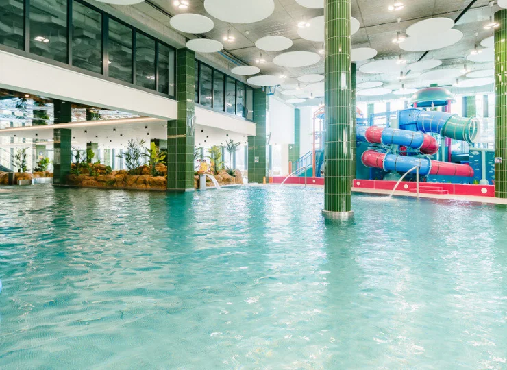 Nowo otwarty, wewnętrzny aquapark zaprasza do wodnej rozrywki