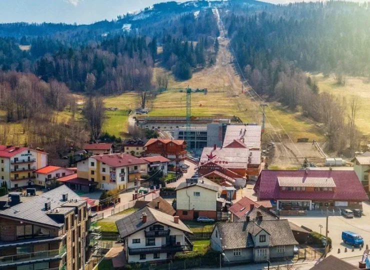 Meta Apartments są położone 80 m od Hotelu Meta