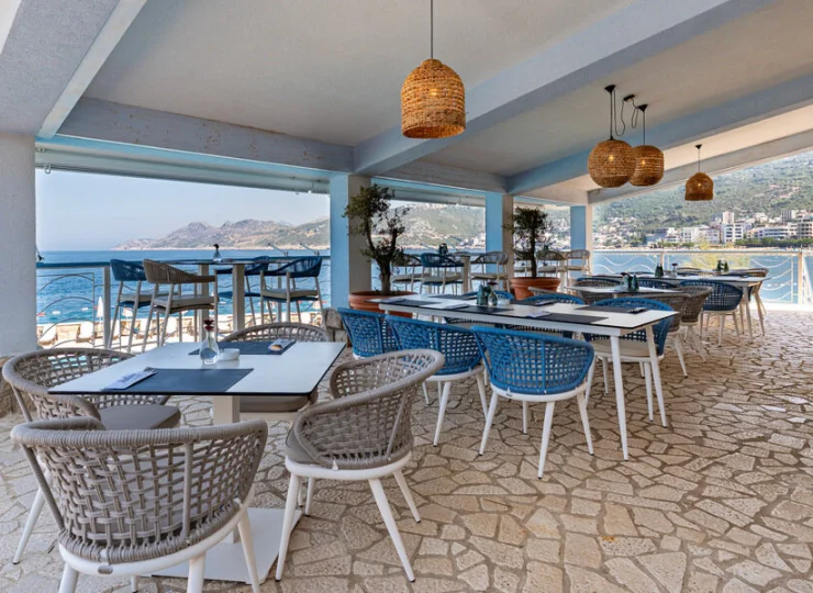 Widok Adriatyku towarzyszy gościom niemal na każdym kroku