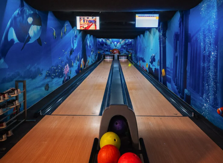 W Lemon Resort jest kręgielnia z 2 torami do gry