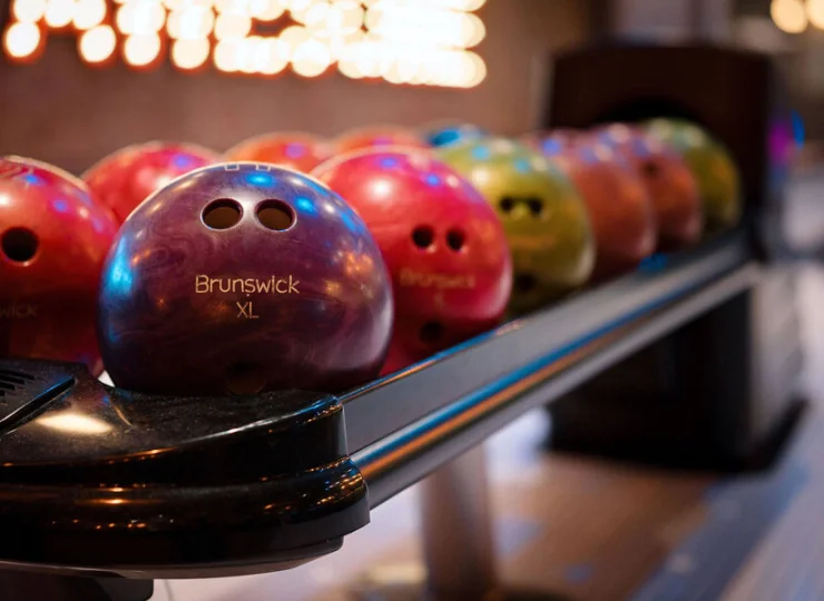 Można tu zagrać w kręgle