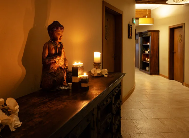 Nastrojowe wnętrza nawiązują wystrojem do kultury Bali i Indonezji