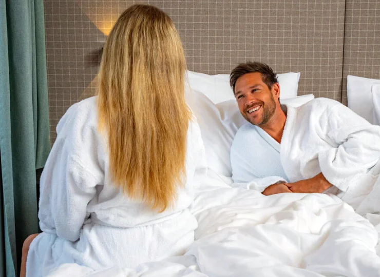 W Elements Resort czekają na Was wygodne i przestronne pokoje i apartamenty