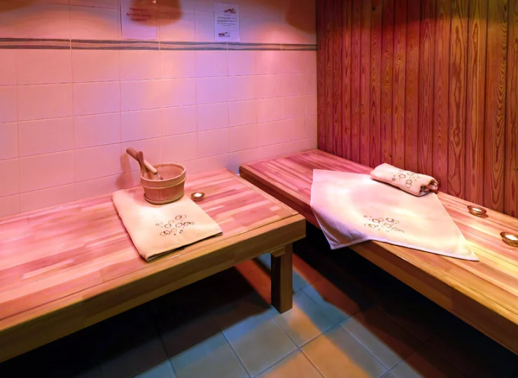 Goście mogą skorzystać z dwóch rodzajów saun