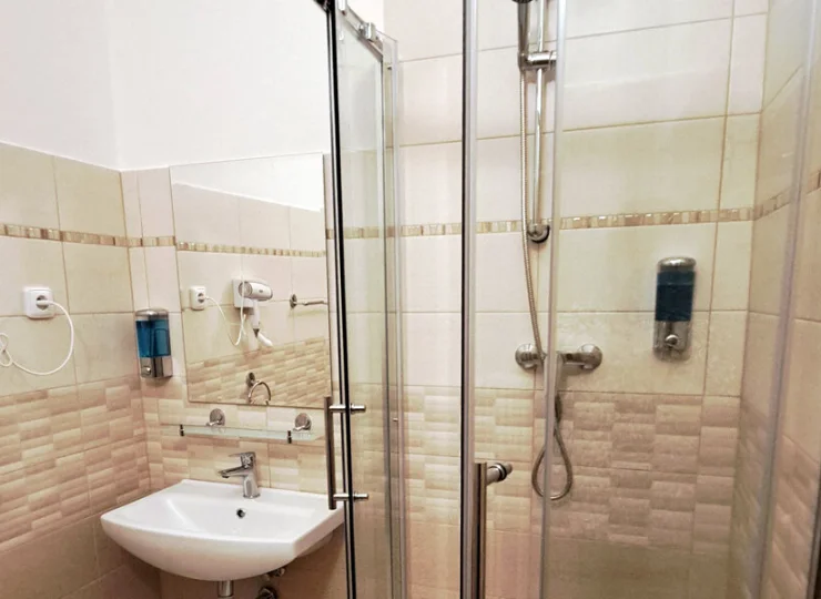 Każdy pokój ma własną łazienkę