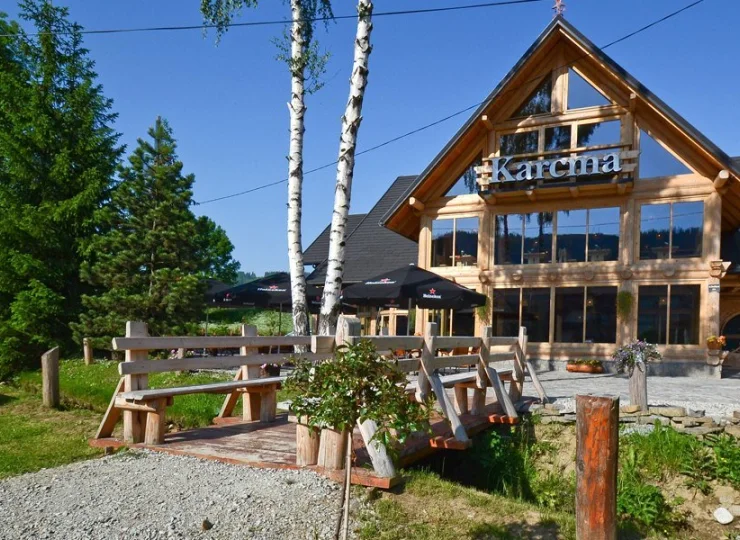 Okolica zachwyca malowniczymi krajobrazami