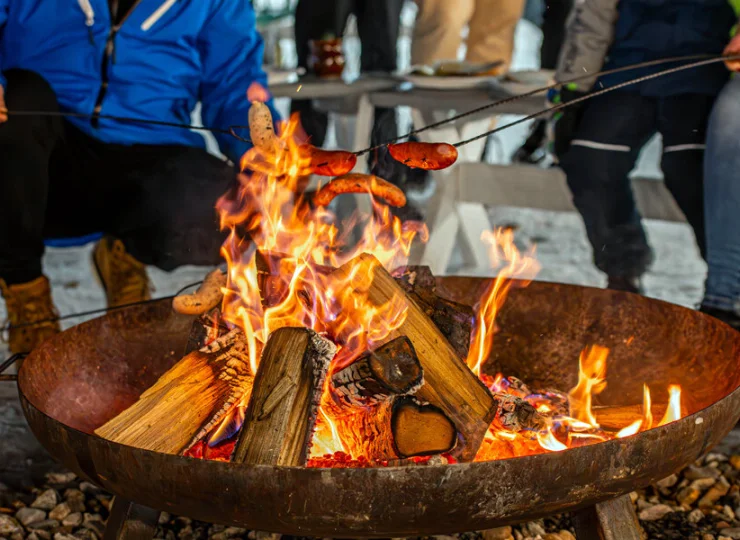 Zimową atrakcją są wspólne ogniska