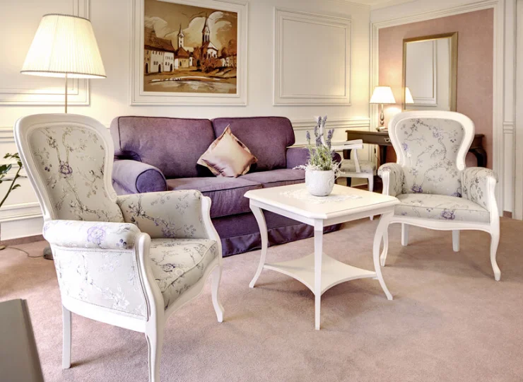 Zestaw do prasowania można wypożyczyć w recepcji hotelu