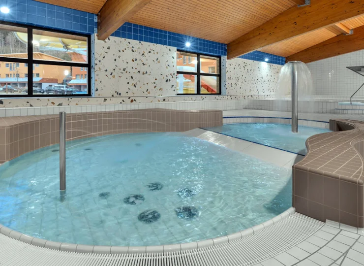 Po jeździe na nartach znakomicie sprawdza się zwłaszcza jacuzzi