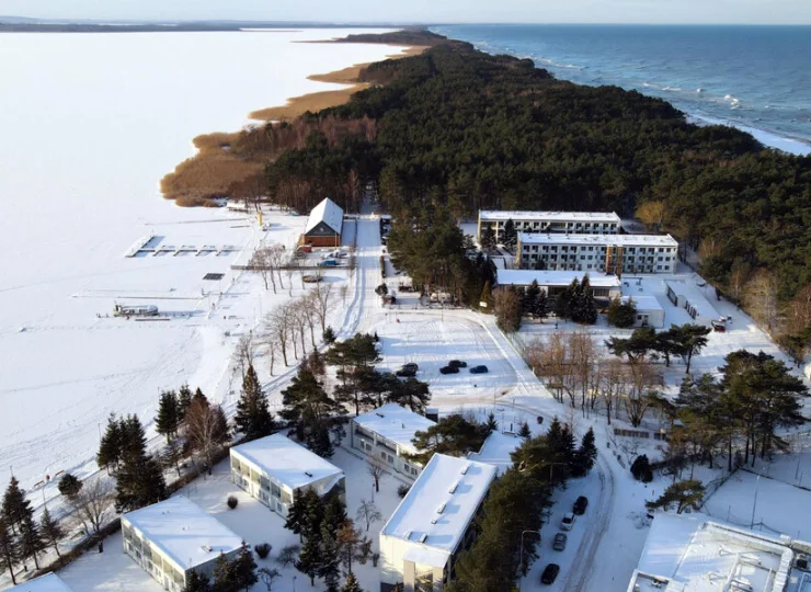 Obiekt jest położony 100 m od bałtyckiej plaży w Dąbkach