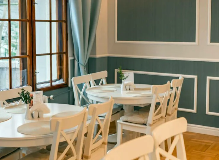 W kawiarni Chrobry znajdziecie aromatyczną kawę, domowe desery, smaczne wino