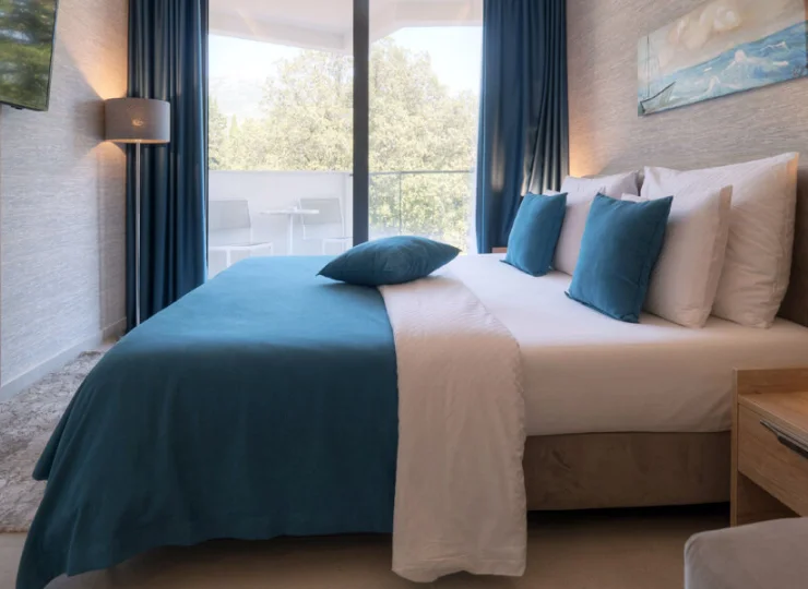 4-gwiazdkowy hotel Montenegro oferuje przyjemnie urządzone i komfortowe pokoje