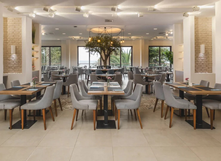 Eleganckie wnętrza hotelu uprzyjemniają pobyt