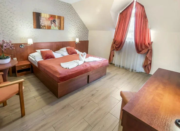 Pokoje mają widok na ogród lub aquapark