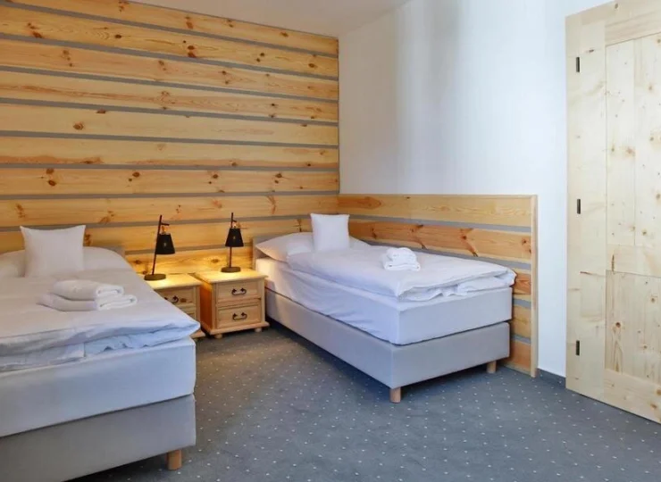 Pokój rodzinny Jedla ma 2 osobne sypialnie