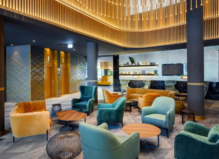 Eleganckie lobby Grand Hotelu Esztergom