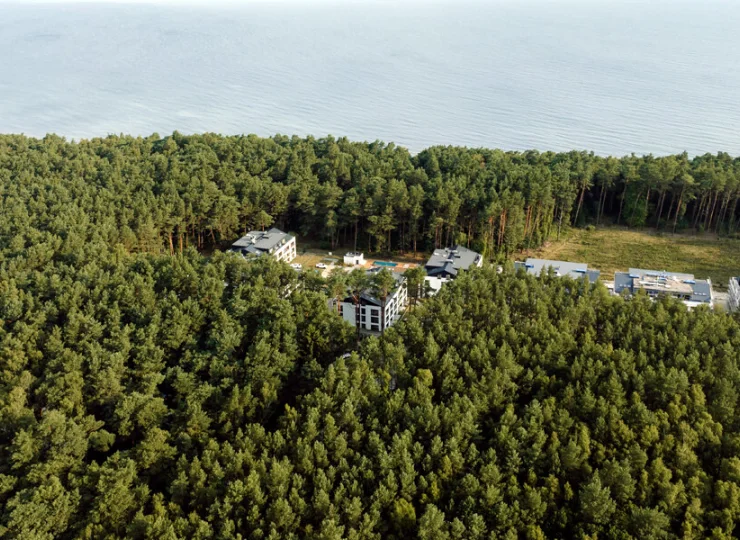 Okolica jest cicha, spokojna i sprzyja wypoczynkowi