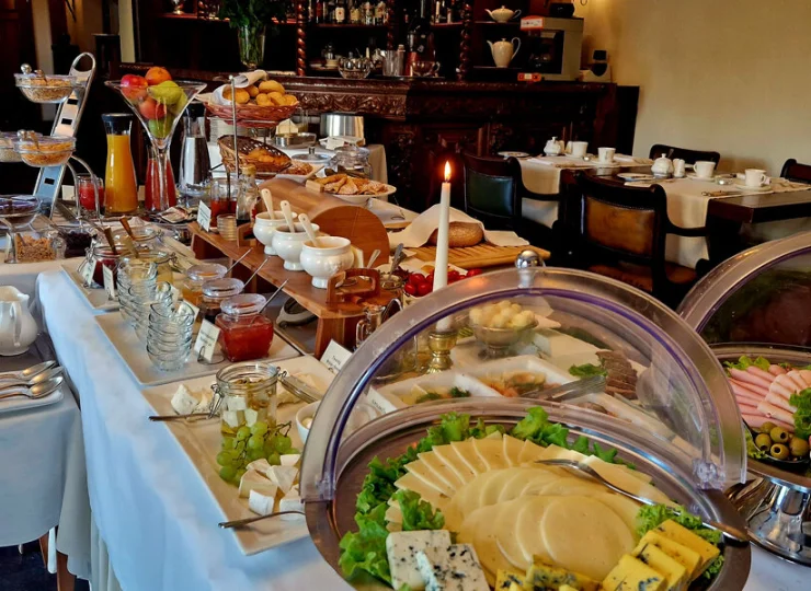 W wiekowych murach mieści się Restauracja Staropolska