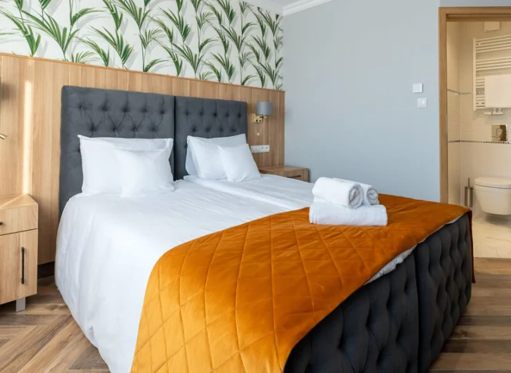 Każdy pokój ma świeże ręczniki oraz łazienkę