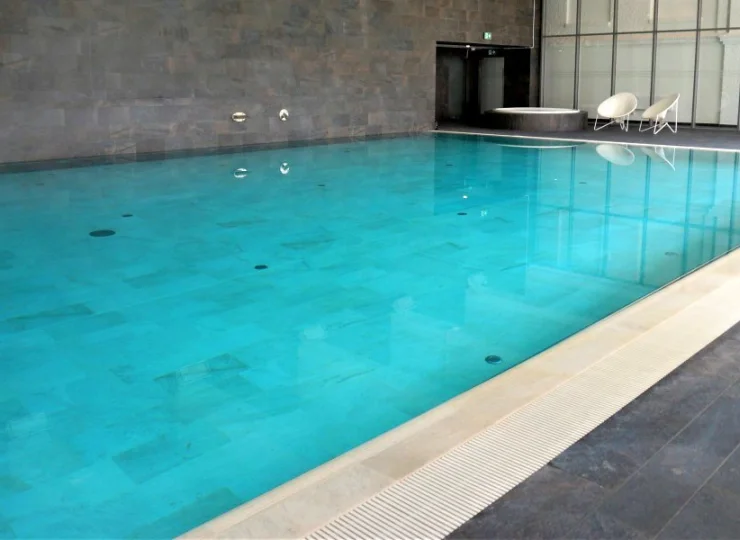 W cenę pakietu wchodzi nielimitowane korzystanie z basenu