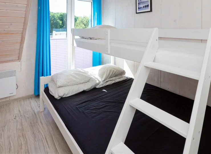 Apartament ma 2 odrębne sypialnie