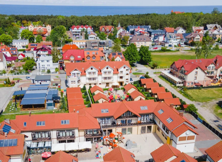 Kompleks wypoczynkowy Arena Słońca jest położony kilkaset m od plaży