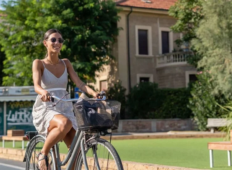 Pesaro jest nazywane "miastem rowerów" ze względu na dużą liczbę ścieżek