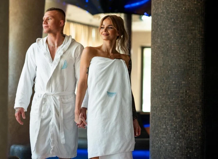 Pary mogą skorzystać wspólnie z saun albo zabiegów w SPA