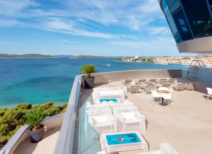 Aria Bar jest spektakularnie położony na 9. piętrze hotelu