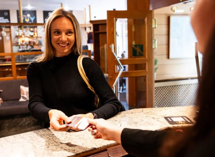 Recepcja jest czynna od 8 do 20