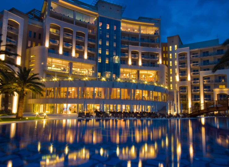 5-gwiazdkowy hotel w Czarnogórze nad morzem