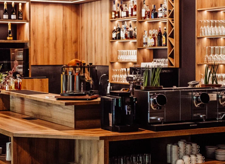 W hotelu jest także drink bar