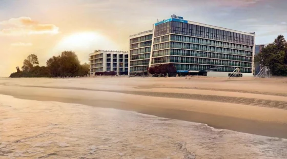 Marine Hotel