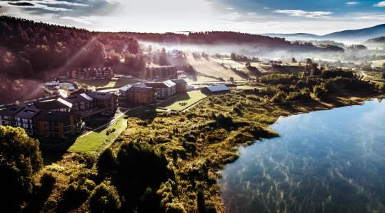 Lake Hill Apartments