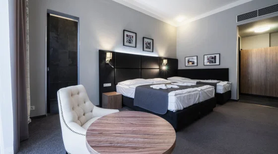 Hotel Noir